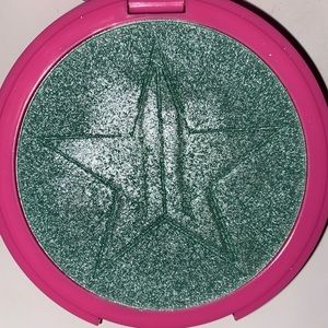 Jeffrey Star cosmetics Mint Condition highlighter.